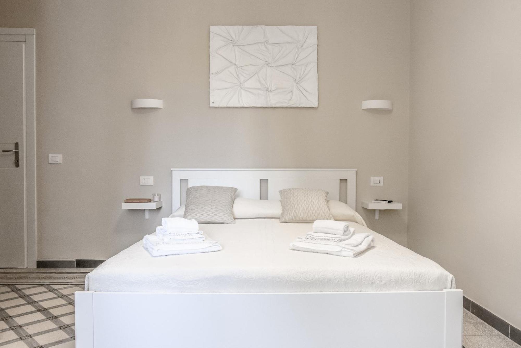 Mariolina'S Suites Cagliari Exterior photo